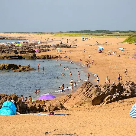 Domaine Les Rousselieres بيت للعطل *