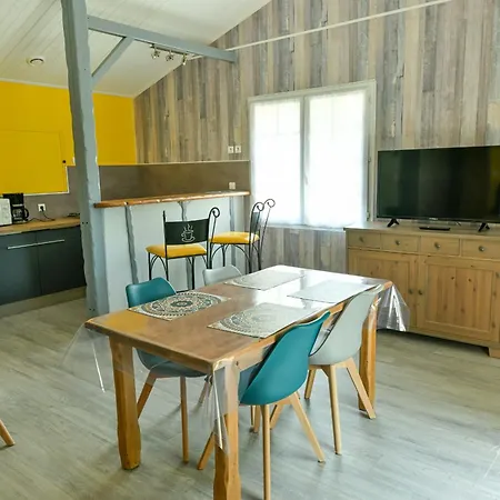 بيت للعطل Domaine Les Rousselieres *