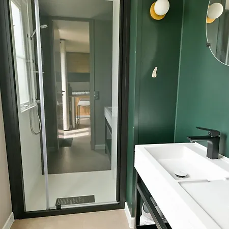 Domaine Les Rousselieres بيت للعطل اولونْ-سور-مير